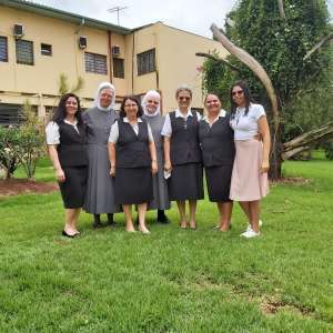 DIZER SIM A DEUS NA VIDA RELIGIOSA PARA TESTEMUNHAR O AMOR