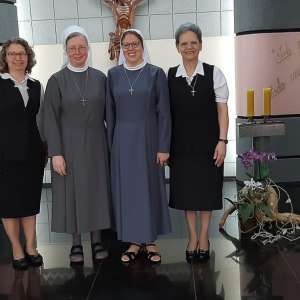 DIZER SIM A DEUS NA VIDA RELIGIOSA PARA TESTEMUNHAR O AMOR