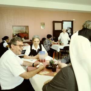 DIZER SIM A DEUS NA VIDA RELIGIOSA PARA TESTEMUNHAR O AMOR