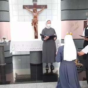 DIZER SIM A DEUS NA VIDA RELIGIOSA PARA TESTEMUNHAR O AMOR