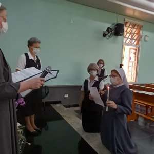 DIZER SIM A DEUS NA VIDA RELIGIOSA PARA TESTEMUNHAR O AMOR