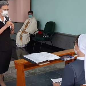 DIZER SIM A DEUS NA VIDA RELIGIOSA PARA TESTEMUNHAR O AMOR