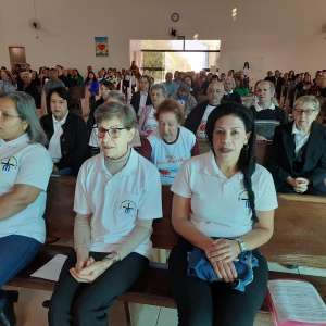CONSAGRAÇÃO DE NOVAS LEIGAS MISSIONÁRIAS