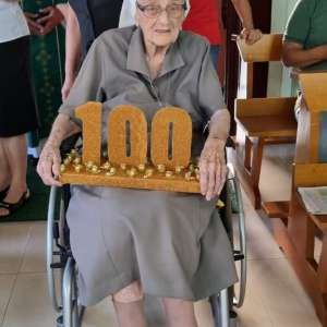 100 ANOS DE VIDA DA IR. M. JOHANNITA