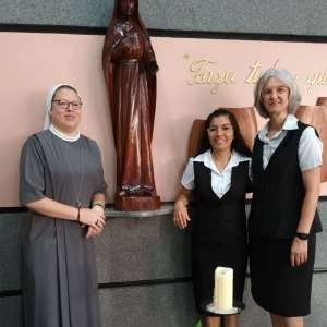 DIA MUNDIAL DA VIDA CONSAGRADA E RENOVAÇÃO DE VOTOS