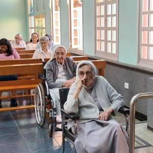 DIA MUNDIAL DA VIDA CONSAGRADA E RENOVAÇÃO DE VOTOS