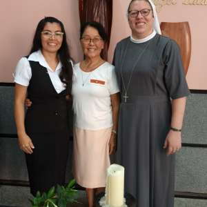 DIA MUNDIAL DA VIDA CONSAGRADA E RENOVAÇÃO DE VOTOS