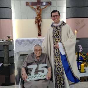 75 ANOS DE VIDA RELIGIOSA CONSAGRADA