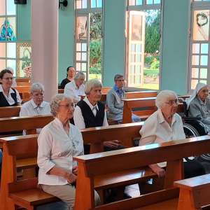 JUBILEU DE 50 ANOS DE CONSAGRAÇÃO RELIGIOSA DA IRMÃ MARIA CLEIDE