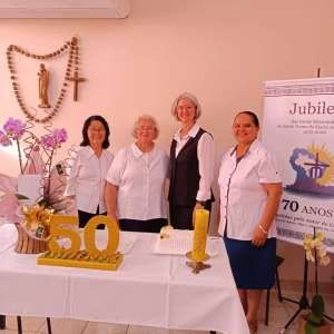 JUBILEU DE 50 ANOS DE CONSAGRAÇÃO RELIGIOSA DA IRMÃ MARIA CLEIDE