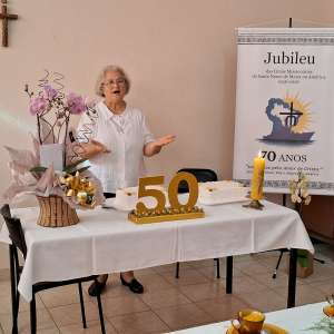 JUBILEU DE 50 ANOS DE CONSAGRAÇÃO RELIGIOSA DA IRMÃ MARIA CLEIDE