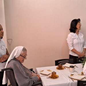 JUBILEU DE 50 ANOS DE CONSAGRAÇÃO RELIGIOSA DA IRMÃ MARIA CLEIDE