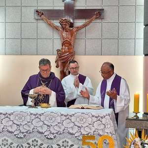 JUBILEU DE 50 ANOS DE CONSAGRAÇÃO RELIGIOSA DA IRMÃ MARIA CLEIDE