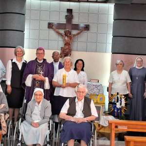 JUBILEU DE 50 ANOS DE CONSAGRAÇÃO RELIGIOSA DA IRMÃ MARIA CLEIDE