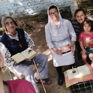 TRABALHOS MISSIONÁRIOS DAS IRMÃS DA COMUNIDADE VIRGEN DEL PILAR - PARAGUAI