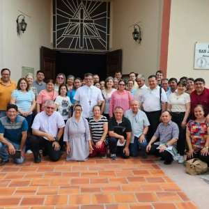 TRABALHOS MISSIONÁRIOS DAS IRMÃS DA COMUNIDADE VIRGEN DEL PILAR - PARAGUAI