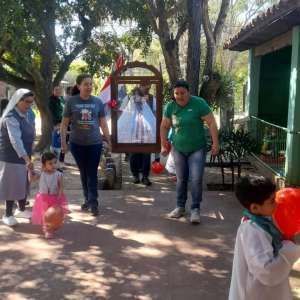 TRABALHOS MISSIONÁRIOS DAS IRMÃS DA COMUNIDADE VIRGEN DEL PILAR - PARAGUAI