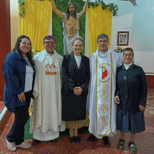 TRABALHOS MISSIONÁRIOS DAS IRMÃS DA COMUNIDADE VIRGEN DEL PILAR - PARAGUAI