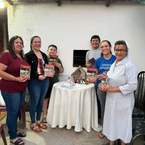 TRABALHOS MISSIONÁRIOS DAS IRMÃS DA COMUNIDADE VIRGEN DEL PILAR - PARAGUAI