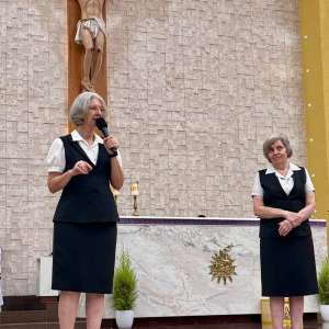 JUBILEU DE 50 ANOS DE CONSAGRAÇÃO RELIGIOSA DA IRMÃ MARIA APARECIDA