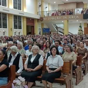 JUBILEU DE 50 ANOS DE CONSAGRAÇÃO RELIGIOSA DA IRMÃ MARIA APARECIDA