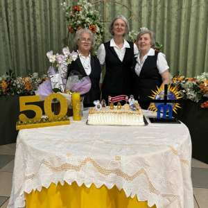JUBILEU DE 50 ANOS DE CONSAGRAÇÃO RELIGIOSA DA IRMÃ MARIA APARECIDA