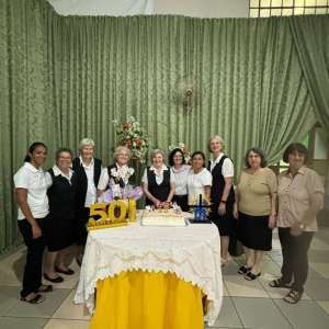 JUBILEU DE 50 ANOS DE CONSAGRAÇÃO RELIGIOSA DA IRMÃ MARIA APARECIDA