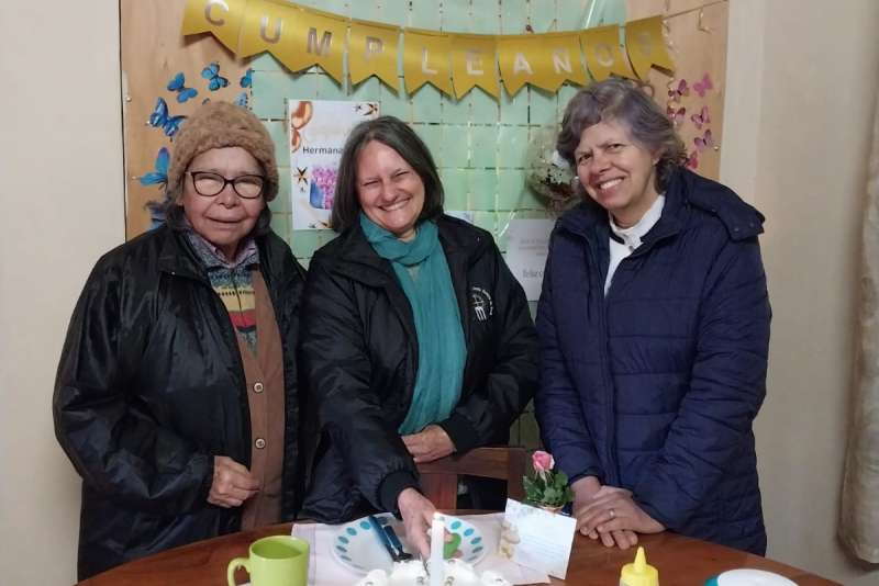 TRABALHOS MISSIONÁRIOS DAS IRMÃS DA COMUNIDADE SAN MIGUEL DE LAS MISIONES - PARAGUAI