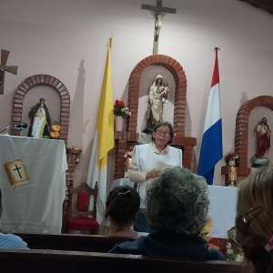 TRABALHOS MISSIONÁRIOS DAS IRMÃS DA COMUNIDADE SAN MIGUEL DE LAS MISIONES - PARAGUAI