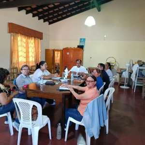 TRABALHOS MISSIONÁRIOS DAS IRMÃS DA COMUNIDADE SAN MIGUEL DE LAS MISIONES - PARAGUAI