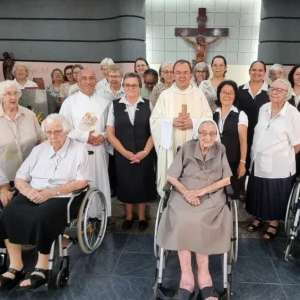 JUBILEU DE 25 E DE 60 ANOS DE VIDA RELIGIOSA CONSAGRADA