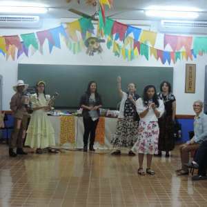 UMA FESTA CAIPIRA PRA LÁ DE ANIMADA!