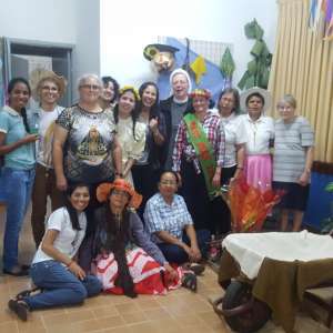 UMA FESTA CAIPIRA PRA LÁ DE ANIMADA!