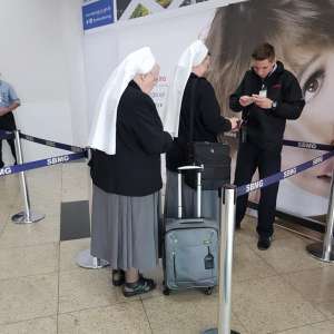 IR. M. ANDREA E IR. M. AGNES RETORNAM À ALEMANHA