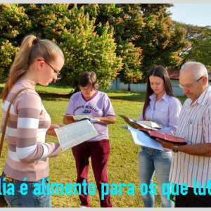 POR TRÁS DA PALAVRA