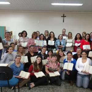 POR TRÁS DA PALAVRA