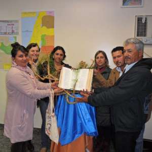 POR TRÁS DA PALAVRA