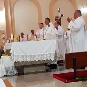 JUBILEU DE 25 E 50 ANOS DE VIDA RELIGIOSA CONSAGRADA