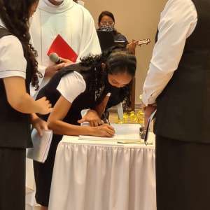 PROFISSÃO RELIGIOSA