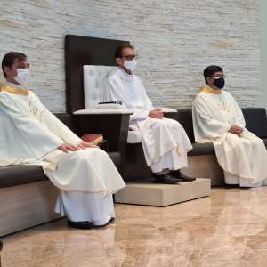 PROFISSÃO RELIGIOSA