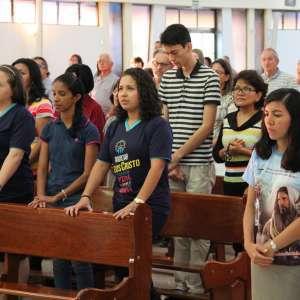 TRÍDUO EM PREPARAÇÃO À PROFISSÃO RELIGIOSA DA NOVIÇA KÊISE CABRAL