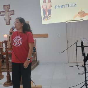 TRÍDUO EM PREPARAÇÃO PARA OS VOTOS DEFINITIVOS DA IRMÃ MARIA DO SOCORRO