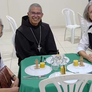 PROFISSÃO PERPÉTUA